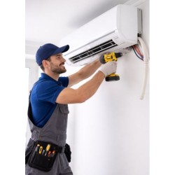 NUOVA INSTALLAZZIONE CONDIZIONATORE  TRIAL SPLIT  FINO A 28000 BTU SU PREDISPOSIZIONE A REGOLA D'ARTE GIA' FATTA