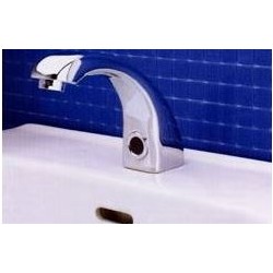 RUBINETTO  A FOTOCELLULA  AD INCASSO  PER ORINATOIO ALIMENTAZIONE A CORRENTE